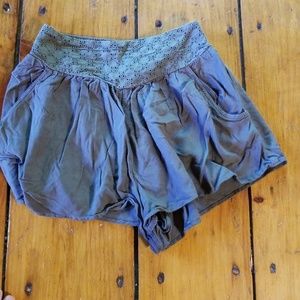 Green flowy American Eagle shorts